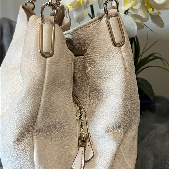 Coach Madison Phoebe Ivory Pebble Leather Shoulder Bag EUC retail $395 - Picture 3 of 11